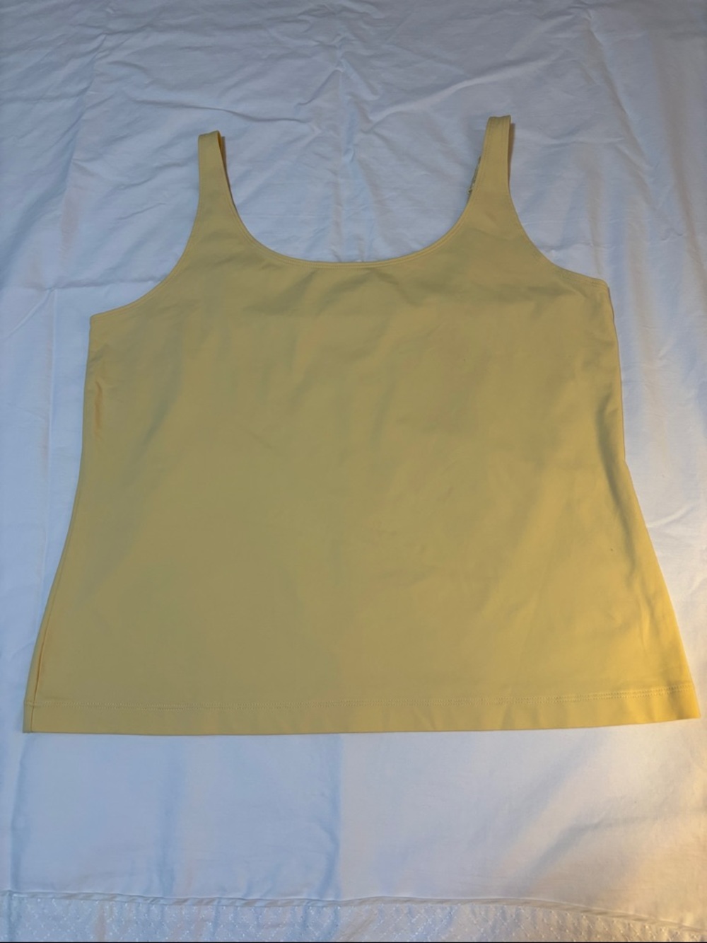 Chico's women's basic tank top with adjustable straps. Size 3